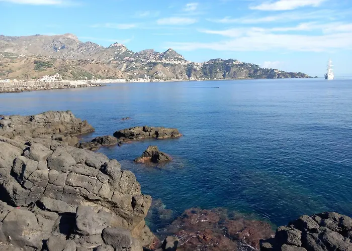 Marefuori * Giardini-Naxos