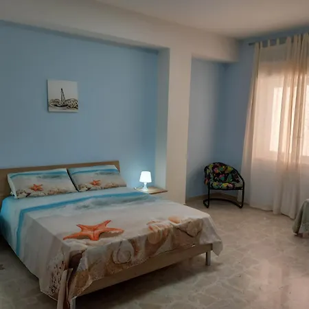 Holiday home Marefuori Giardini Naxos